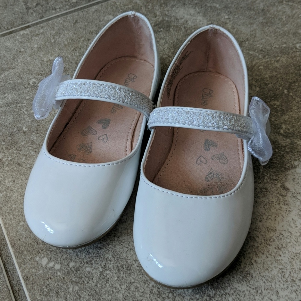 Olive & Edie Toddler Girls Size 10 Shoes - White